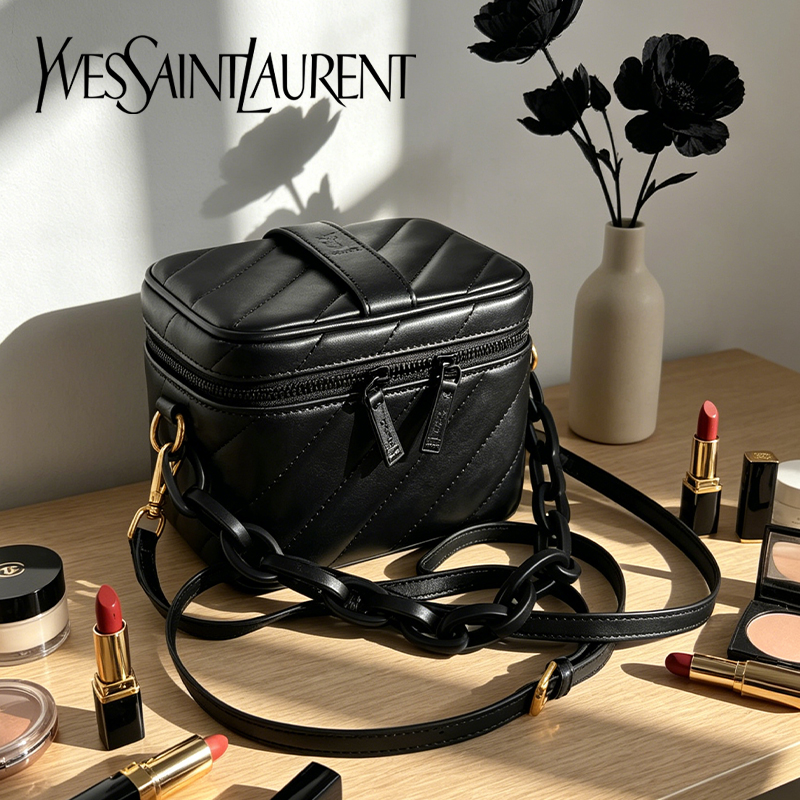 Yves Saint Laurent'ın Çantası  - Ysl Beauty Makeup Bag incelemesi ve fiyatı