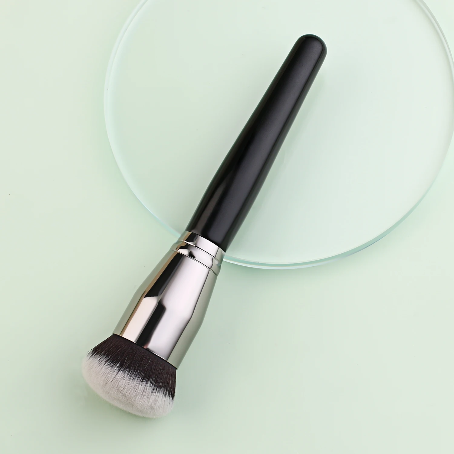 Siyah Fondöten Makyaj Fırçası  - Beauty Queen Makeup incelemesi ve fiyatı