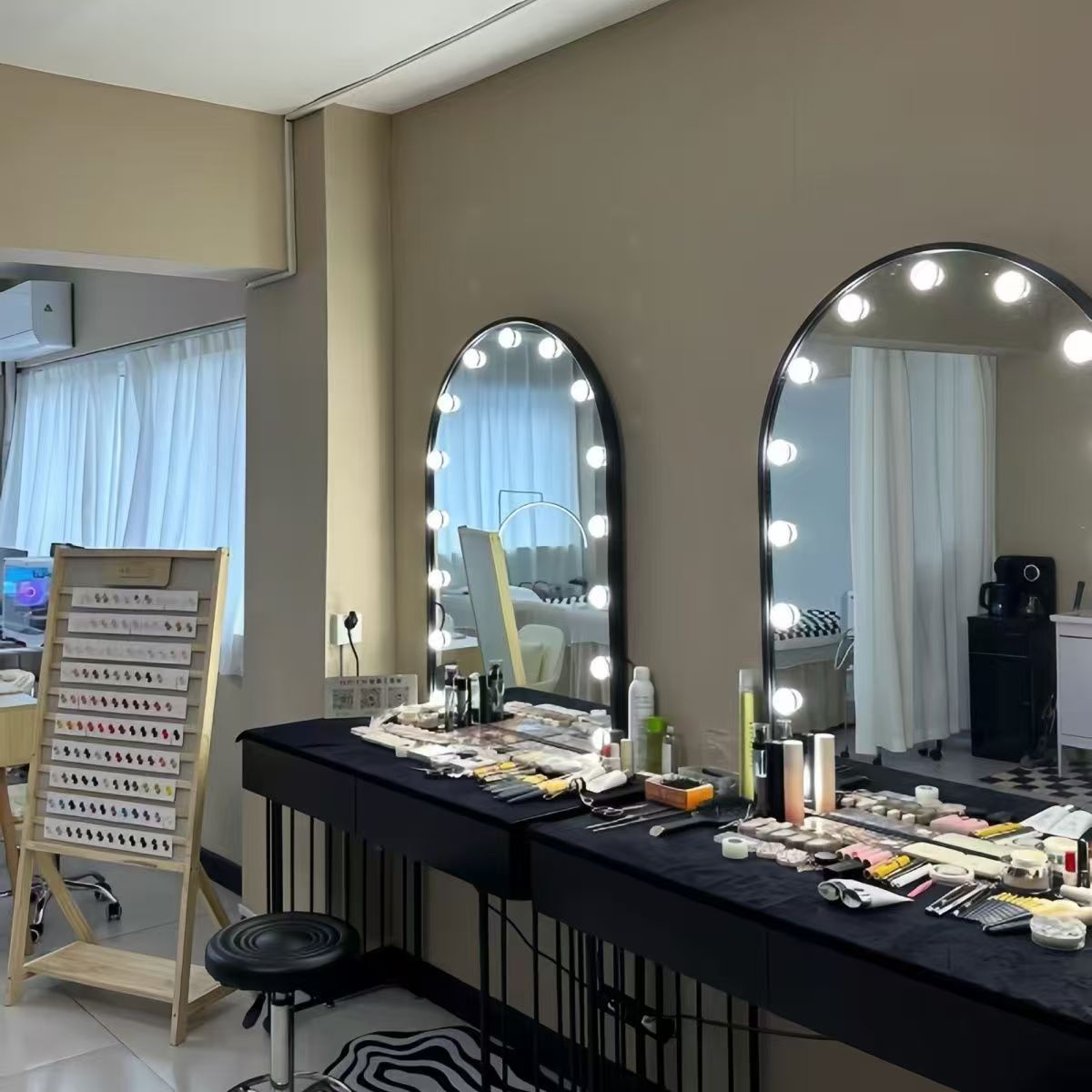 İskandinav tarzı gölge stüdyos - Beauty And Makeup Studio incelemesi ve fiyatı